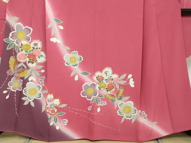 平和屋着物●豪華振袖　駒刺繍　花蝶文　暈し染め　金彩　正絹　逸品　DABI9984ud