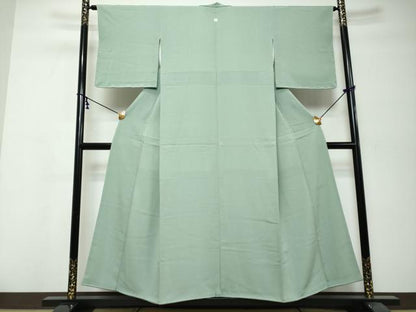 平和屋着物●ファッションデザイナー　HIROKO KOSHINO　コシノヒロコ監修　色無地　山葵色　正絹　逸品　DABI9995ud