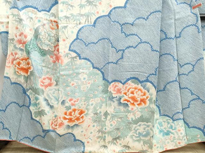 平和屋着物■豪華振袖　駒刺繍　絞り　孔雀花文　牡丹　暈し染め　銀彩　正絹　逸品　DABJ0015qa