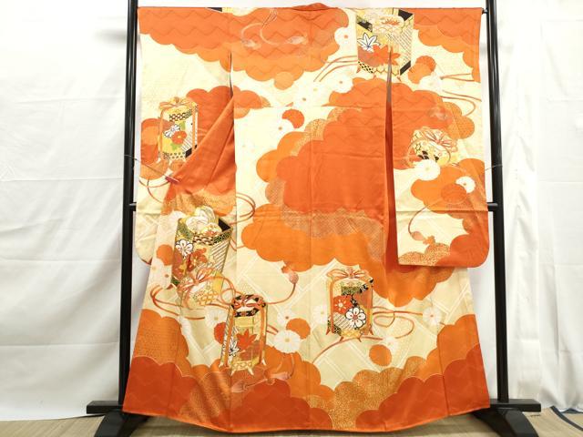 平和屋着物■豪華振袖　駒刺繍　重ね雲貝桶花文　金彩　正絹　逸品　DABJ0111qa