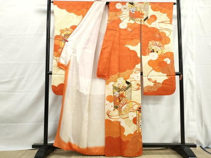 平和屋着物■豪華振袖　駒刺繍　重ね雲貝桶花文　金彩　正絹　逸品　DABJ0111qa