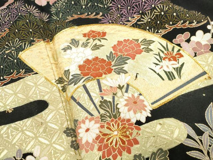 平和屋着物■豪華黒留袖　駒刺繍　渡橋扇面花文　金彩　正絹　逸品　DABJ0165qa