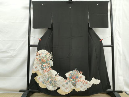 平和屋着物■豪華黒留袖　駒刺繍　飾花文　金彩　やまと誂製　正絹　逸品　DABJ0383qa