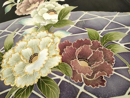 平和屋着物■豪華黒留袖　駒刺繍　枝花文　牡丹　金彩　正絹　逸品　DABJ0401qa