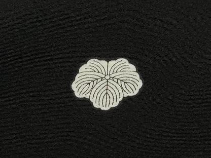 平和屋着物■豪華黒留袖　駒刺繍　几帳花文　牡丹　宝尽くし　暈し染め　金彩　正絹　逸品　DABJ0415qa
