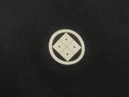 平和屋着物■豪華黒留袖　駒刺繍　束ね熨斗花鳥文　金彩　正絹　逸品　DABJ0418qa