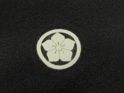 平和屋着物■豪華黒留袖　駒刺繍　孔雀花文　金彩　ロング丈　正絹　逸品　DABJ0423qa