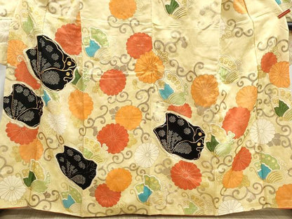 平和屋着物■豪華振袖　駒刺繍　絞り　花蝶菊唐草文　金彩　正絹　逸品　DABJ0480qa