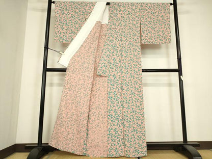 平和屋着物▽人間国宝 芹沢圭介一番弟子　下平清人　小紋　単衣　型染め　飛鳥文　正絹　逸品　未使用　DABJ1102az