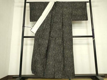 平和屋着物▽本場大島紬　薩摩結城　単衣　絣縞文　黒地　正絹　逸品　DABJ1103az