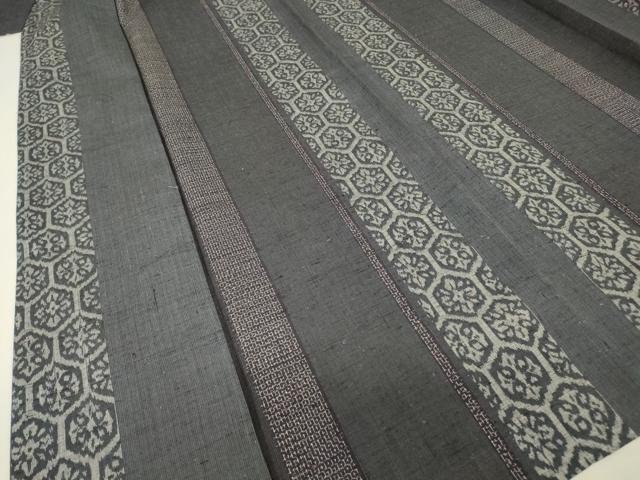 平和屋着物▽結城紬　単衣　亀甲花間道　80亀甲　正絹　逸品　DABJ1364az