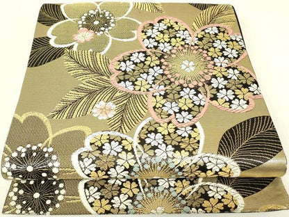 平和屋着物▼六通柄袋帯　舞桜文　金糸　正絹　逸品　DABJ1823az