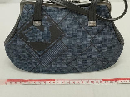 平和屋着物▼和装小物　和装バッグまとめて4点　ハンドバッグ　クラッチ　がま口　本場大島紬　9マルキ　菱花文　青海波　逸品　DABJ2023xg