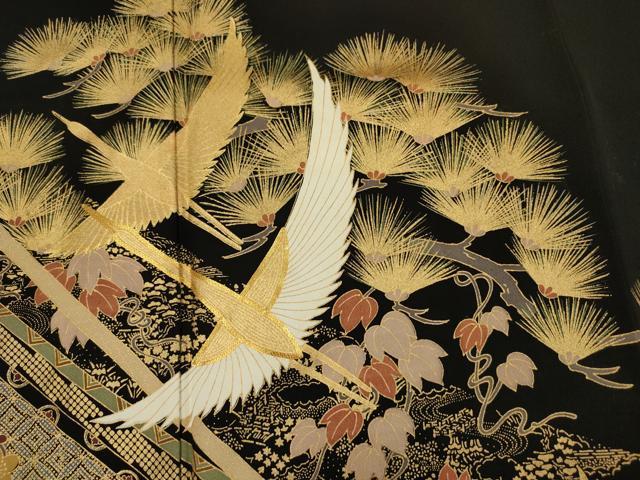 平和屋着物■豪華黒留袖　駒刺繍　飛鶴花松紋　金彩　正絹　逸品　DABJ2556ya