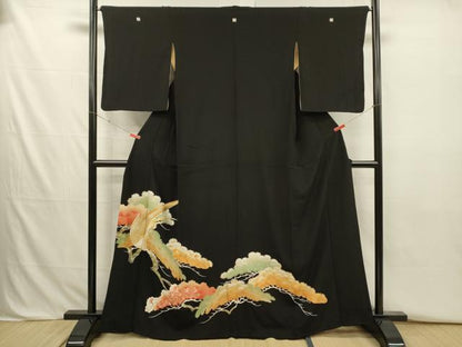 平和屋着物■豪華黒留袖　刺繍　尾長鳥　枝松　金彩　正絹　逸品　DABJ2776ya