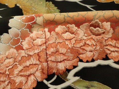 平和屋着物■豪華黒留袖　刺繍　尾長鳥　枝松　金彩　正絹　逸品　DABJ2776ya