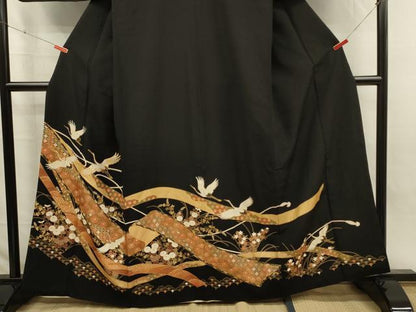 平和屋着物■豪華黒留袖　駒刺繍　飛鶴花熨斗文　金彩　正絹　逸品　DABJ2778ya