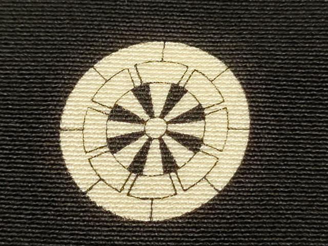 平和屋着物■豪華黒留袖　駒刺繍　飛鶴花熨斗文　金彩　正絹　逸品　DABJ2778ya