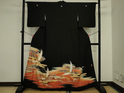 平和屋着物■豪華黒留袖　駒刺繍　飛鶴花文　暈し染め　金彩　正絹　逸品　DABJ2914ya