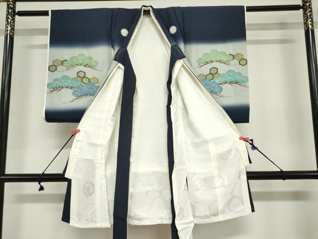 平和屋着物[]お宮参り　男の子　祝着　産着　初着　のしめ　鷹　鷲　楽器松文　暈し染め　金彩　逸品　DABJ3021ea