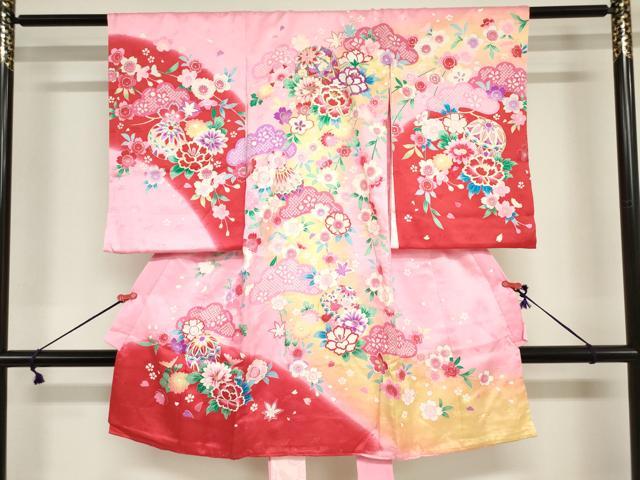 平和屋着物[]お宮参り 女の子 祝着 産着 初着 のしめ 刺繍 花松鞠文 暈し染め 金彩 逸品 DABJ3036ea