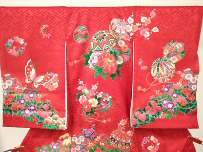 平和屋着物[]お宮参り　女の子　祝着　産着　初着　のしめ　舞蝶花鞠文　金彩　逸品　DABJ3146ea