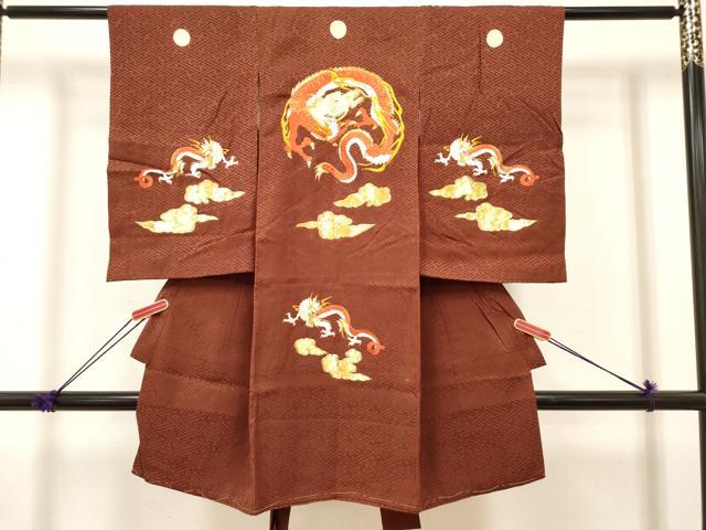 平和屋着物[]お宮参り　男の子　祝着　産着　初着　のしめ　駒刺繍　総刺繍　龍　瑞雲　金糸　逸品　DABJ3286ea
