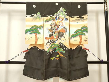 平和屋着物[]お宮参り　男の子　祝着　産着　初着　のしめ　駒刺繍　手描き　武士　風景笹松文　逸品　DABJ3289ea