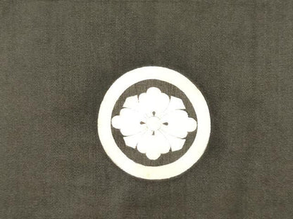 平和屋着物[]お宮参り　男の子　祝着　産着　初着　のしめ　刺繍　手描き　龍　兜　老松　金彩　逸品　DABJ3293ea