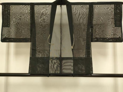 平和屋着物▽羽織　スリーシーズン　春夏秋　塵除け　黒地　正絹　逸品　DABJ3586du