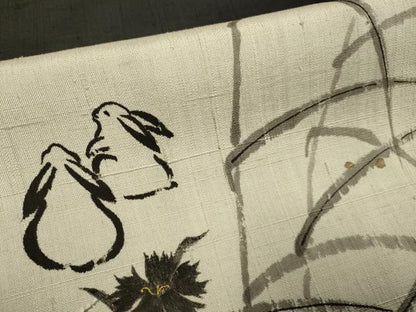 平和屋着物▽絵師　津守順　訪問着　単衣　生紬　手描き　月兎　黒地　金彩　正絹　逸品　DABJ3787du
