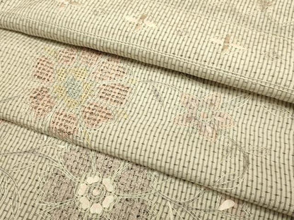 平和屋着物▽中国三大刺繍　スワトウ刺繍　汕頭刺繍　総刺繍　本場縞大島紬　単衣　横段花文　正絹　逸品　DABJ3792du