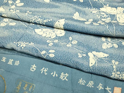 平和屋着物▽人間国宝・松原定吉の後継者 松原興七 長坂中形 本藍染 玉藍染 小紋 単衣 舞蝶枝葉文 反端付き 正絹 逸品 DABJ3814du