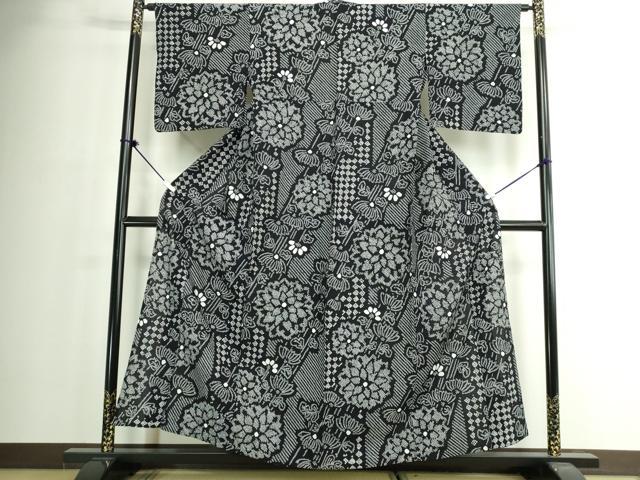 平和屋着物∴夏物　浴衣　有松鳴海絞り　草花文　黒地　綿麻　逸品　DABJ4326cd
