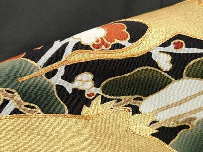 平和屋着物■豪華黒留袖　駒刺繍　破れ色紙飛鶴花文　金彩　正絹　逸品　DABJ5040qa