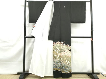 平和屋着物■豪華黒留袖　作家物　樹林群鶴文　金彩　正絹　逸品　DABJ5048qa