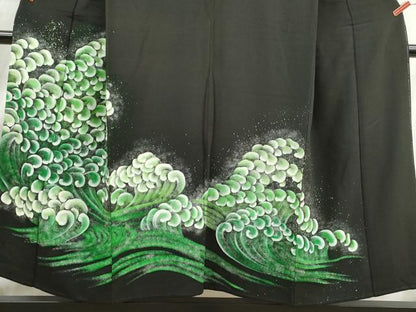 平和屋着物■豪華黒留袖　駒刺繍　霞立波文　銀彩　正絹　逸品　DABJ5059qa