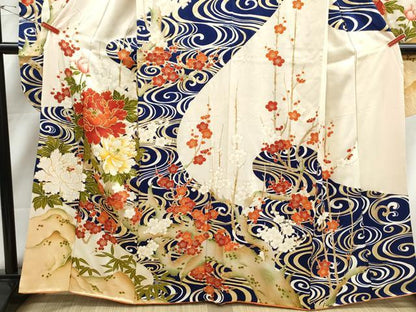 平和屋着物■豪華振袖　駒刺繍　流水枝梅花文　牡丹　金彩　正絹　逸品　DABJ5117qa