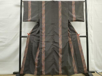 平和屋着物■本場大島紬　人物間道　ペイズリー柄　正絹　逸品　DABJ5129qa