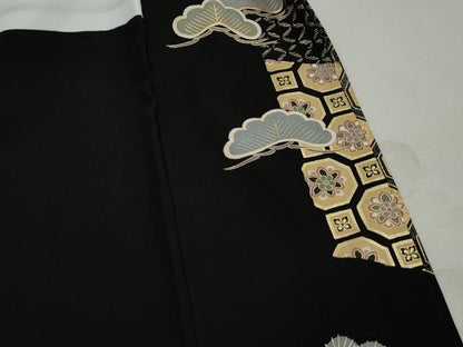平和屋着物■豪華黒留袖　飛鶴花松文　金彩　正絹　逸品　DABJ5192qa