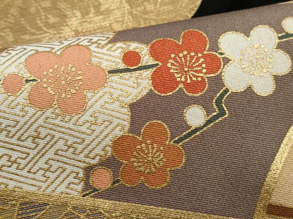 平和屋着物■豪華黒留袖　駒刺繍　宝尽くし扇面花文　金彩　正絹　逸品　DABJ5218qa