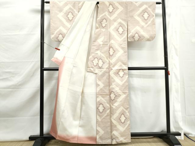 平和屋着物■本場大島紬　白大島　松皮菱文　正絹　逸品　DABJ5268qa