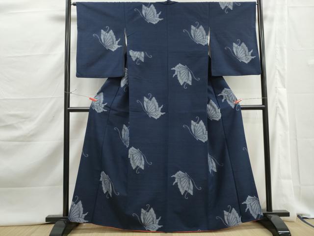 平和屋着物■上質な紬　舞蝶文　正絹　逸品　DABJ5385qa