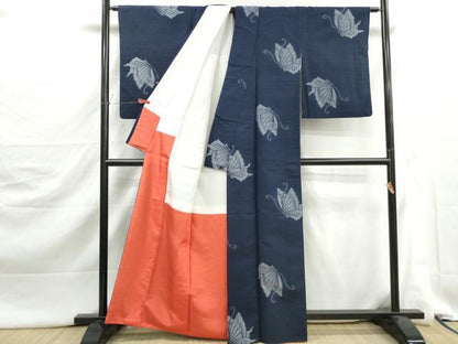 平和屋着物■上質な紬　舞蝶文　正絹　逸品　DABJ5385qa