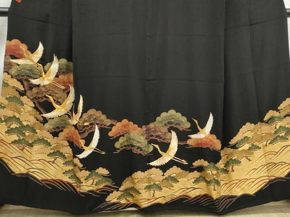 平和屋着物■豪華黒留袖　駒刺繍　群鶴浜松文　金彩　正絹　逸品　DABJ5402qa