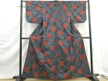 平和屋着物■本場大島紬　7マルキ　亀甲文　正絹　逸品　DABJ5406qa