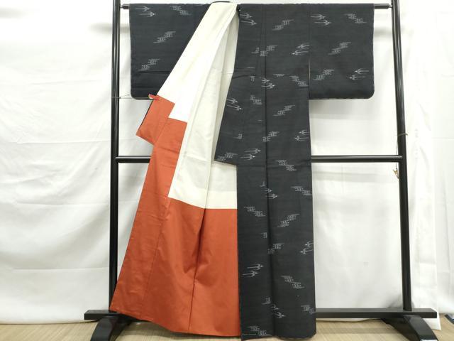 平和屋着物■上質な紬　燕絣　黒地　正絹　逸品　未使用　DABJ5481qa