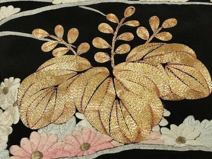 平和屋着物■豪華黒留袖　駒刺繍　桐　菊芝文　銀彩　正絹　逸品　DABJ5543qp