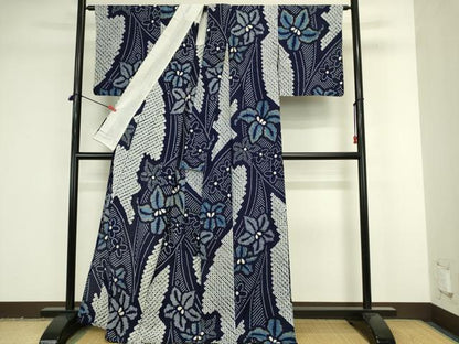 平和屋着物∴夏物　浴衣　有松鳴海絞り　舞花文　綿　逸品　DABJ5611qp