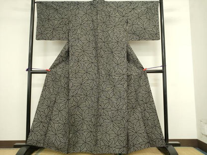 平和屋着物▽本場大島紬　薩摩結城　単衣　舞花文　黒地　正絹　逸品　DABJ6041sf